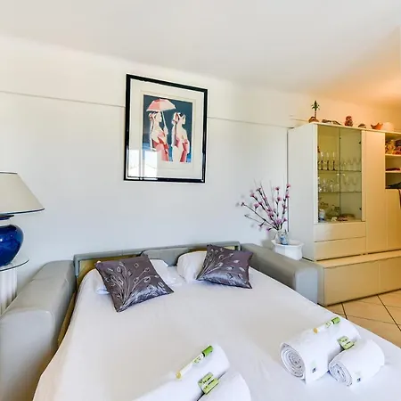 Immogroom - - Sea View - Balcony - Ac Apartment Cannes